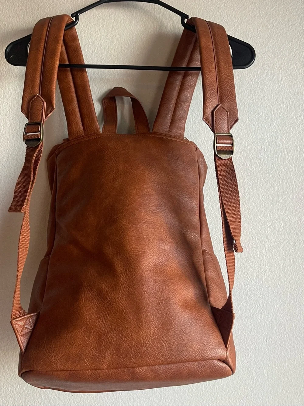 Brown Leather Backpack - Classic Casual Daypack